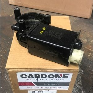 Left window motor  for a 1981 Corvette